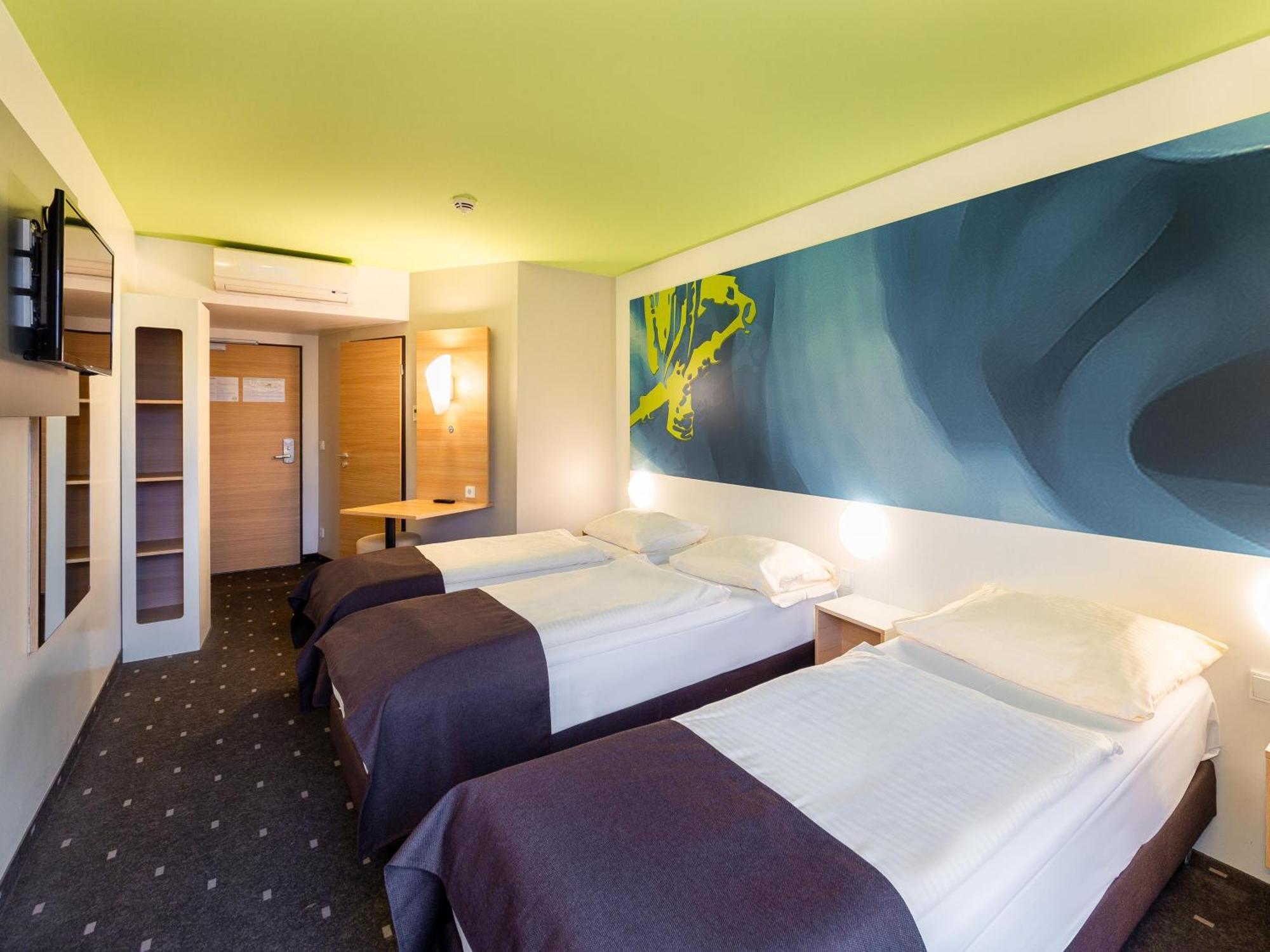 B&B Hotel Крефельд Экстерьер фото